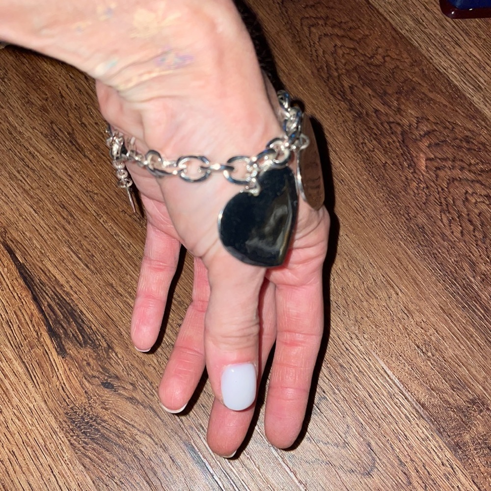 Heart On A String Statement Bracelet - image 2